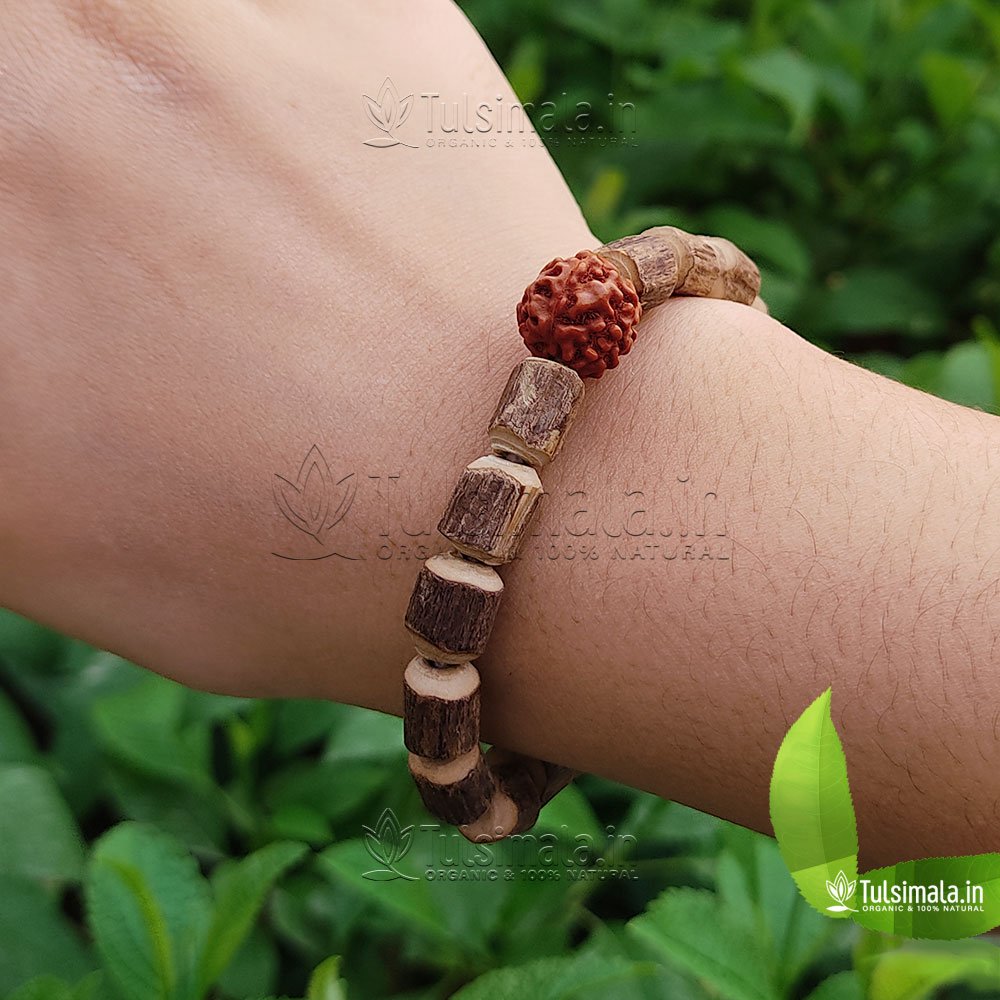 Matt onyx beads bracelet with Buddha motif 